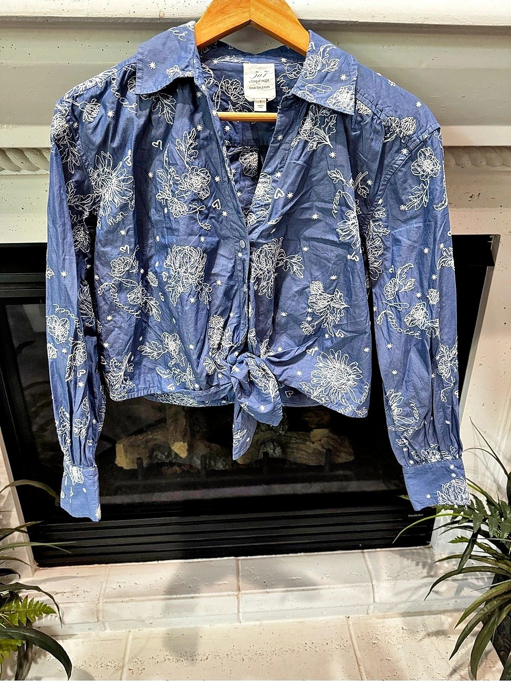 Cinq à Sept Abrielle Floral Tie-Front Cotton Blouse in Blue & White